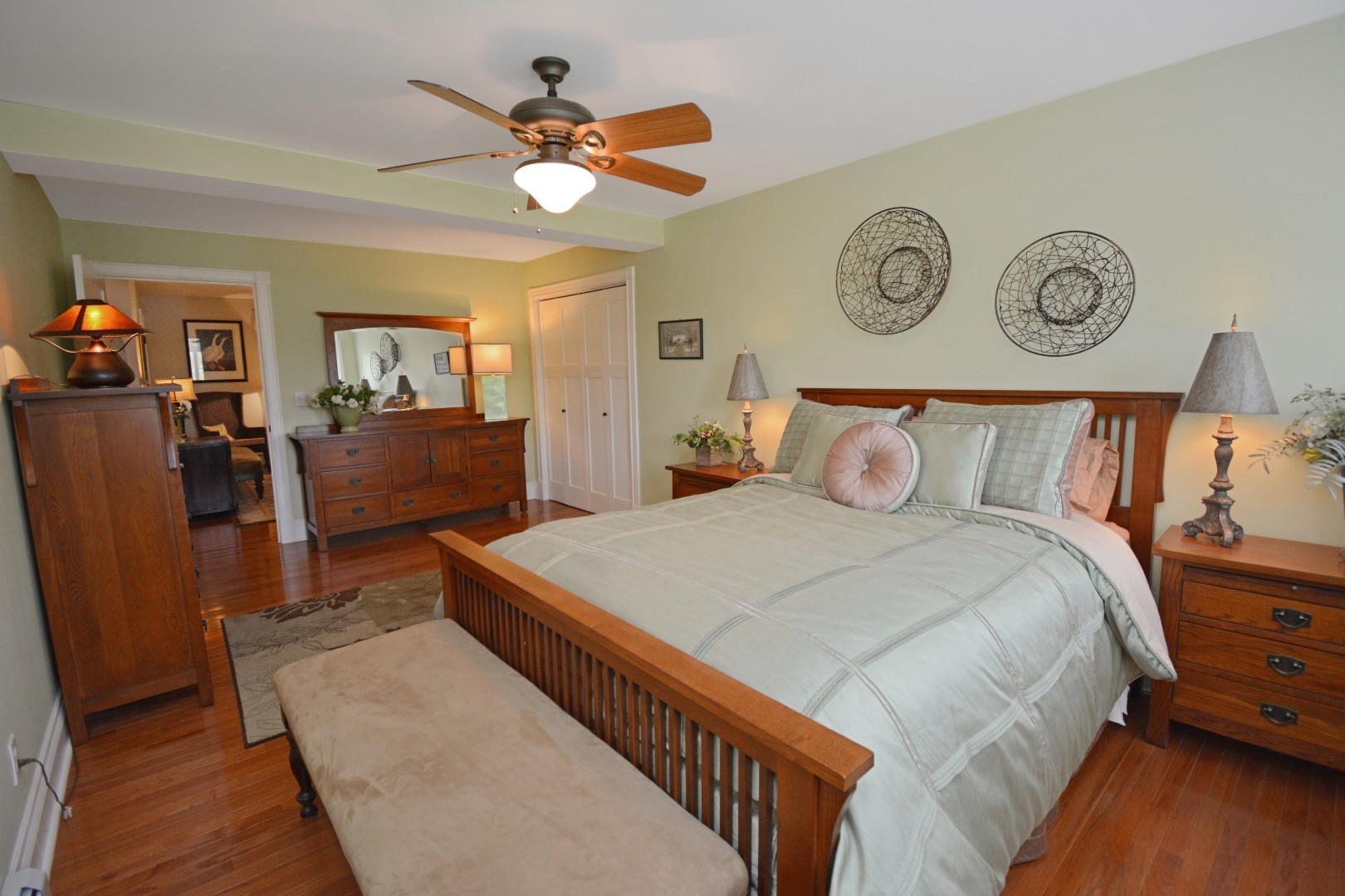 Bloomington, Illinois 61705, United States, 5 Bedrooms Bedrooms, ,5 BathroomsBathrooms,Residential,Active,213465