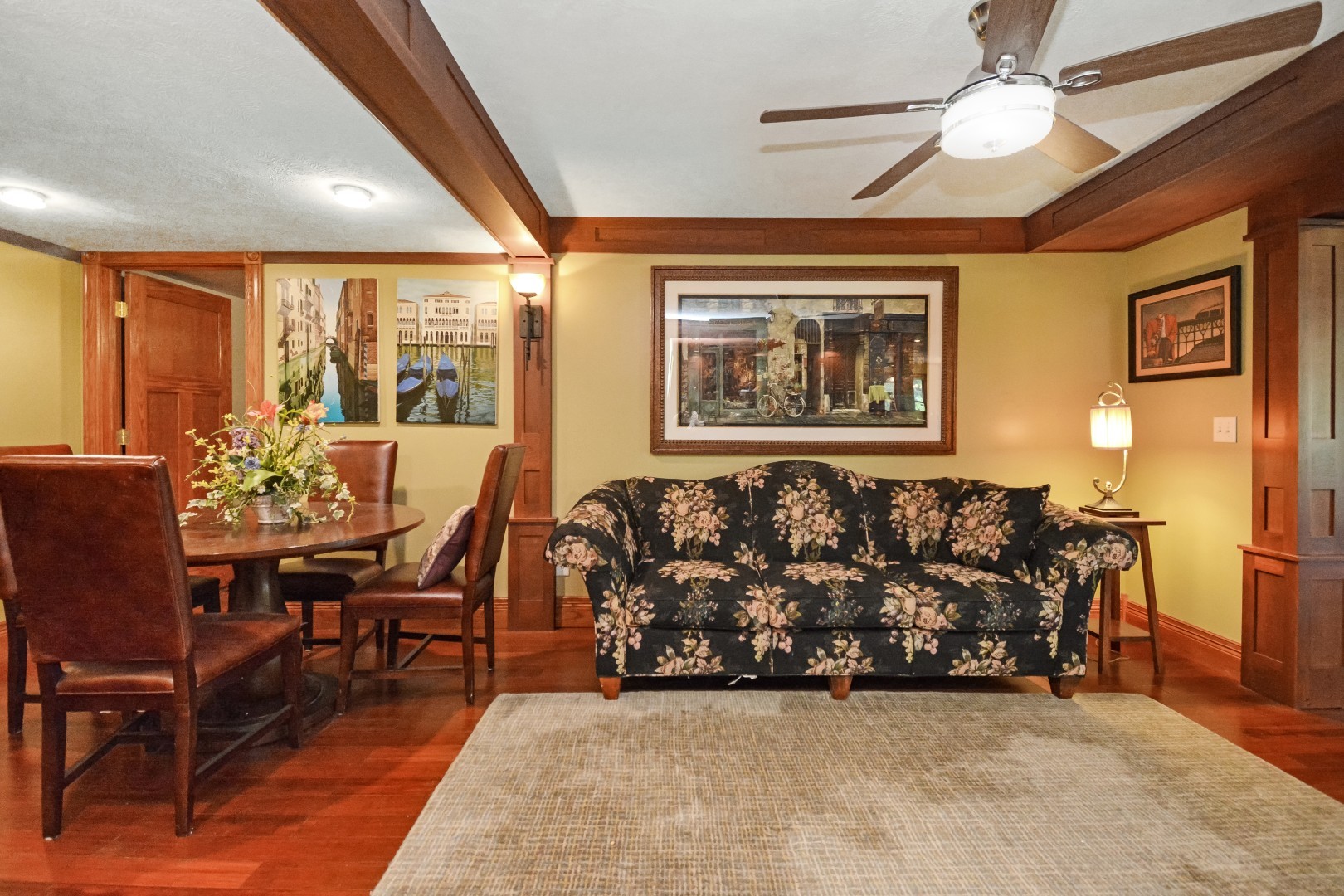 Bloomington, Illinois 61705, United States, 5 Bedrooms Bedrooms, ,5 BathroomsBathrooms,Residential,Active,213465