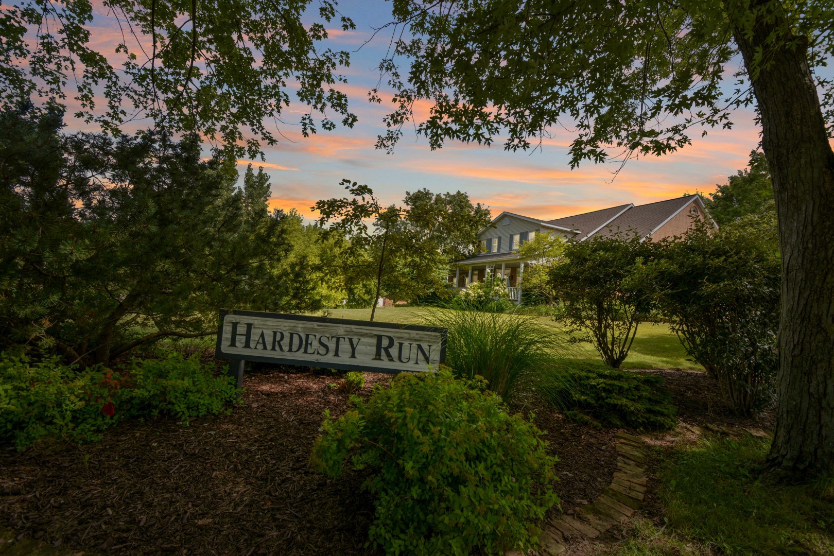 Bloomington, Illinois 61705, United States, 5 Bedrooms Bedrooms, ,5 BathroomsBathrooms,Residential,Active,213465