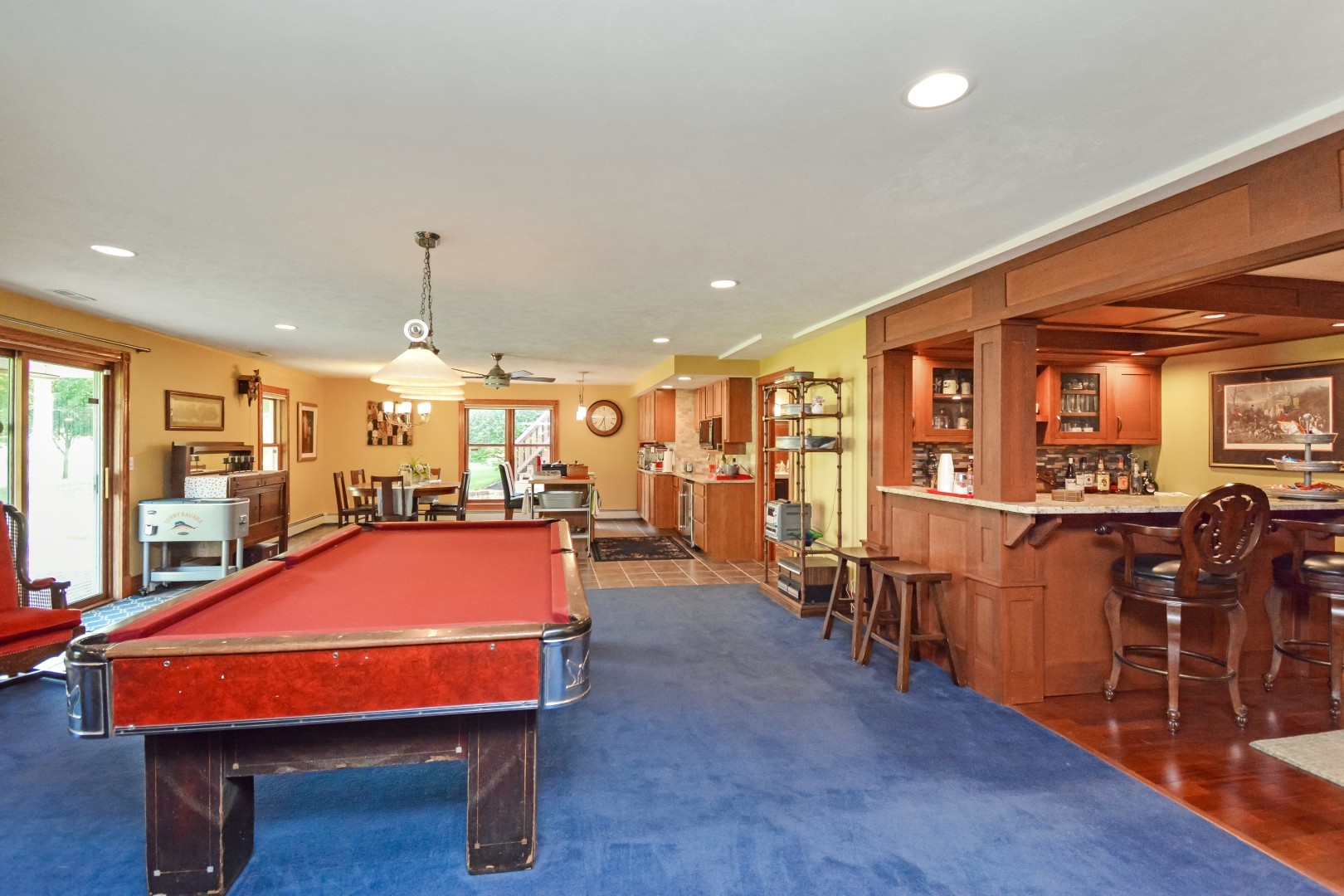 Bloomington, Illinois 61705, United States, 5 Bedrooms Bedrooms, ,5 BathroomsBathrooms,Residential,Active,213465