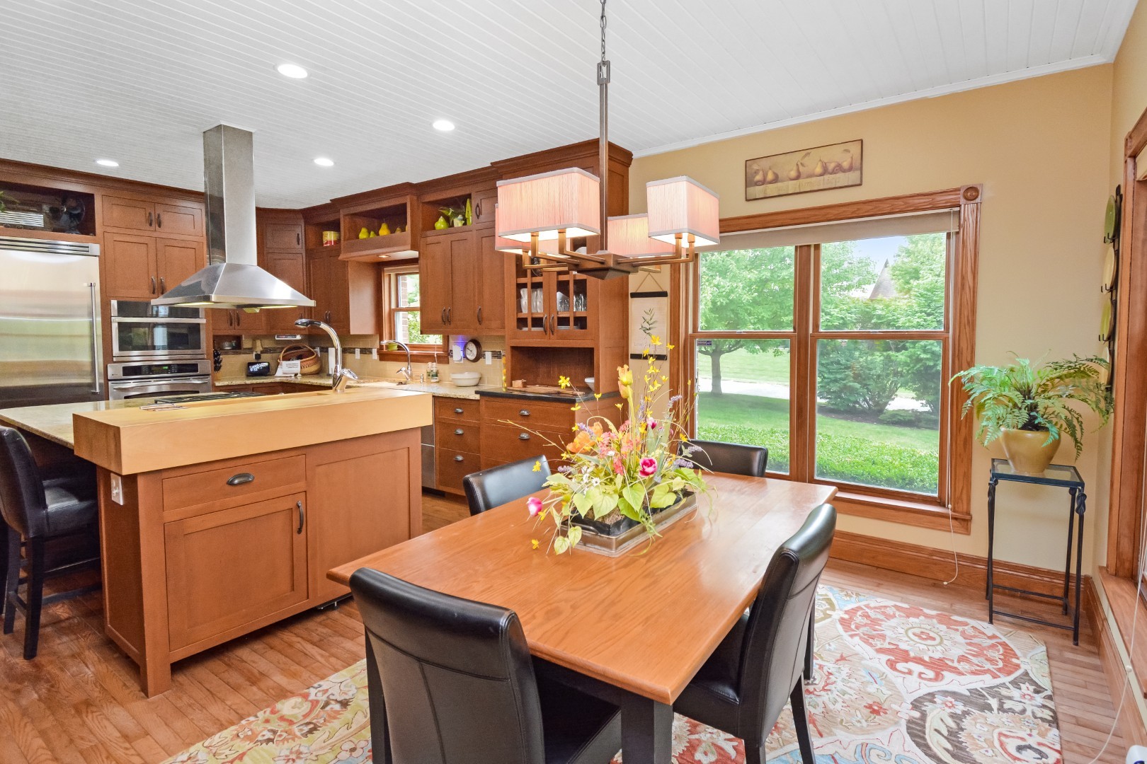 Bloomington, Illinois 61705, United States, 5 Bedrooms Bedrooms, ,5 BathroomsBathrooms,Residential,Active,213465