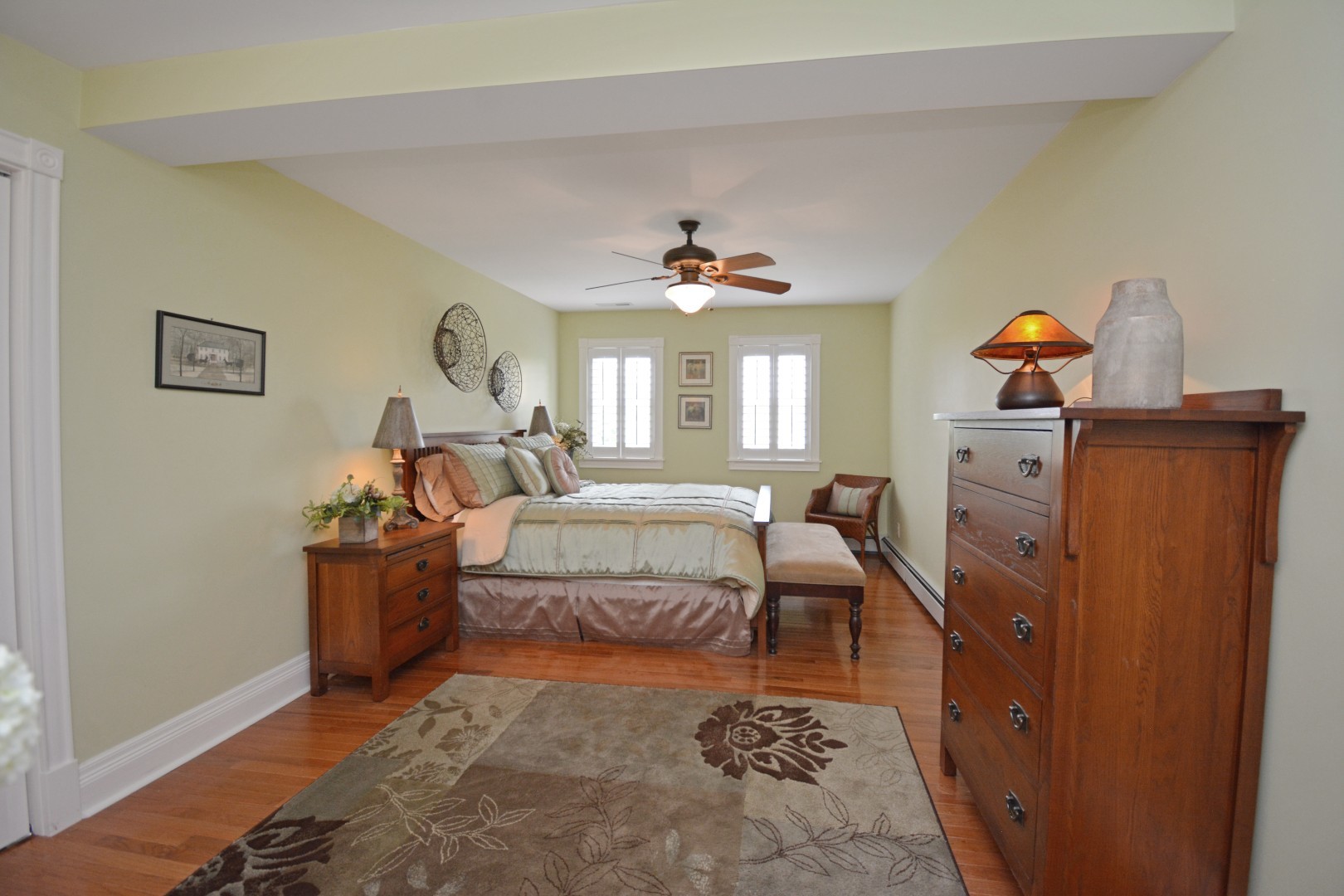 Bloomington, Illinois 61705, United States, 5 Bedrooms Bedrooms, ,5 BathroomsBathrooms,Residential,Active,213465