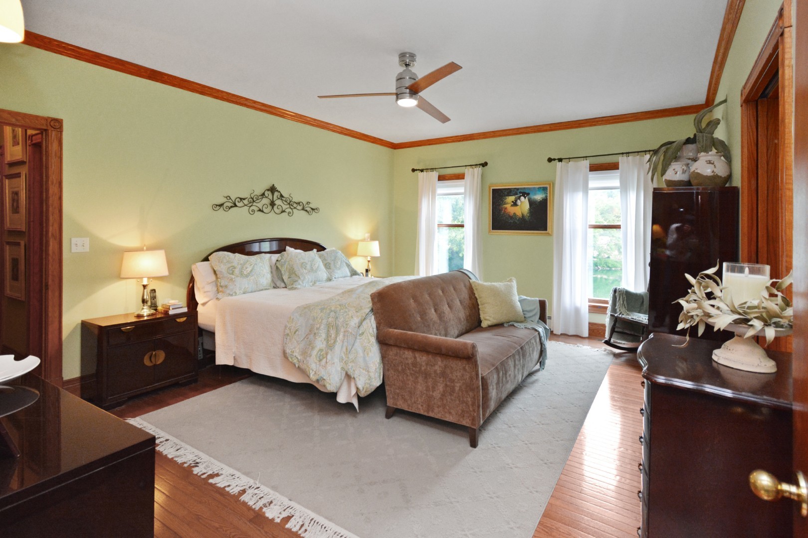 Bloomington, Illinois 61705, United States, 5 Bedrooms Bedrooms, ,5 BathroomsBathrooms,Residential,Active,213465