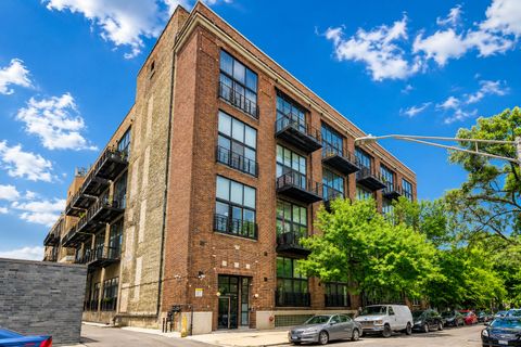 1935 N Fairfield Avenue 307 Chicago IL 60647