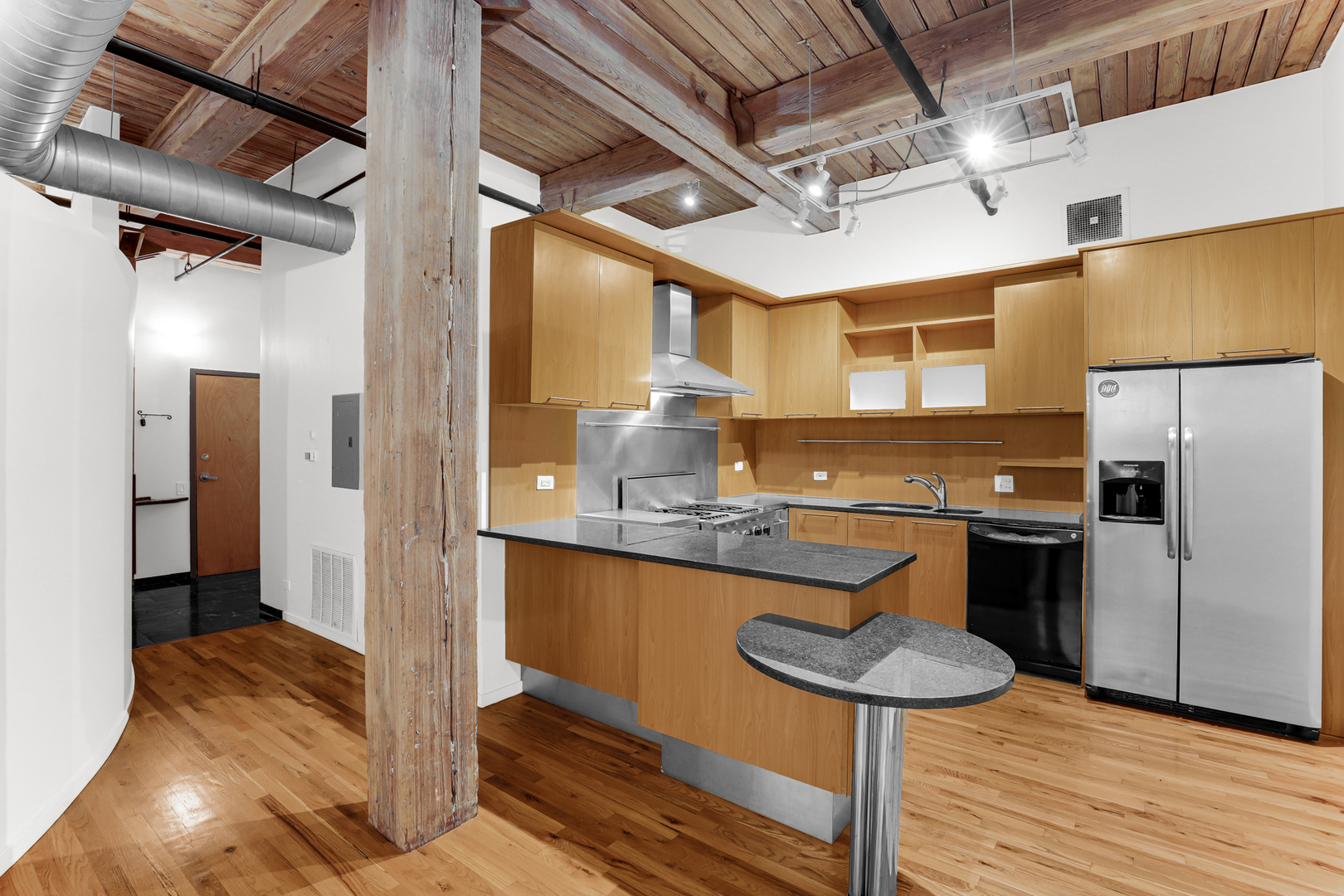 1000 W Washington Boulevard 232