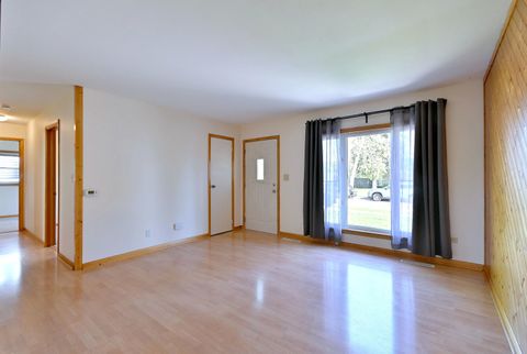 Tiny photo for 377 E Montana Avenue, Glendale Heights, IL 60139 (MLS # 12627913)
