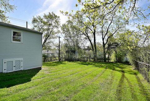 Tiny photo for 377 E Montana Avenue, Glendale Heights, IL 60139 (MLS # 12627913)