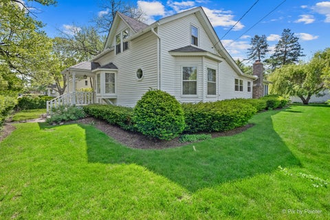 Photo of 55 W Paddock Street, Crystal Lake, IL 60014 (MLS # 12605442)