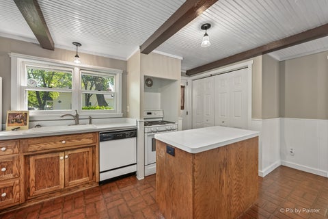 Tiny photo for 55 W Paddock Street, Crystal Lake, IL 60014 (MLS # 12605442)