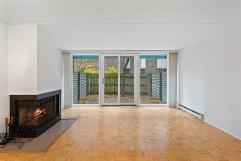 Tiny photo for 840 Michigan Avenue #10, Evanston, IL 60202 (MLS # 12523488)