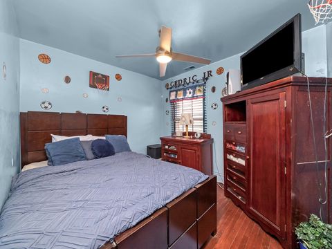 Tiny photo for 5543 S Honore Street, Chicago, IL 60636 (MLS # 12554573)