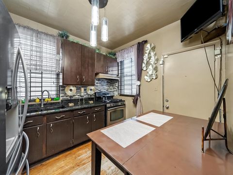 Tiny photo for 5543 S Honore Street, Chicago, IL 60636 (MLS # 12554573)