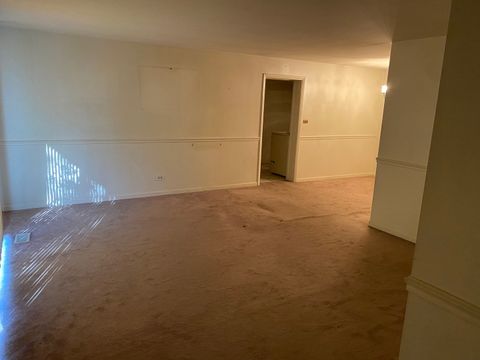 Tiny photo for 13 Eastham Court #13, Schaumburg, IL 60193 (MLS # 12513172)