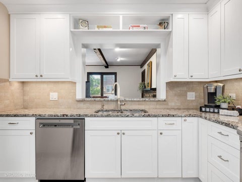 Tiny photo for 812 S Madison Avenue, La Grange, IL 60525 (MLS # 12659557)
