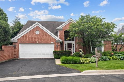 Photo of 850 Evergreen Way, Highland Park, IL 60035 (MLS # 12509001)