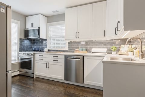 Tiny photo for 4246 Forest Avenue, Brookfield, IL 60513 (MLS # 12502163)