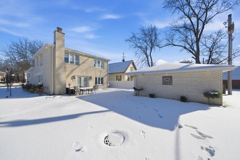 Tiny photo for 606 S Arlington Heights Road, Arlington Heights, IL 60005 (MLS # 12553615)