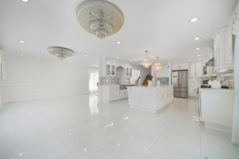 Tiny photo for 606 S Arlington Heights Road, Arlington Heights, IL 60005 (MLS # 12553615)