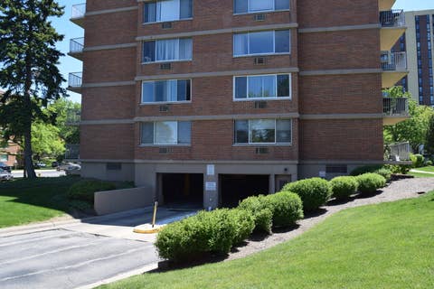 Tiny photo for 2222 S Stewart Avenue #1H, Lombard, IL 60148 (MLS # 12649625)