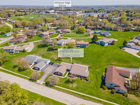 Tiny photo for 603 Waters Edge Drive #D, McHenry, IL 60050 (MLS # 12593051)