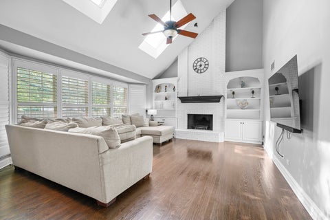 Tiny photo for 2404 Bainbridge Boulevard, West Chicago, IL 60185 (MLS # 12733699)