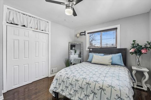 Tiny photo for 3124 Madison Street, Bellwood, IL 60104 (MLS # 12602033)