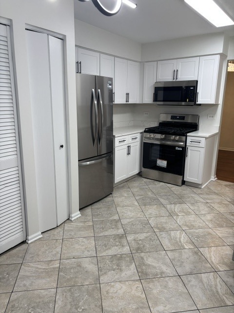 2420 Sisters Court