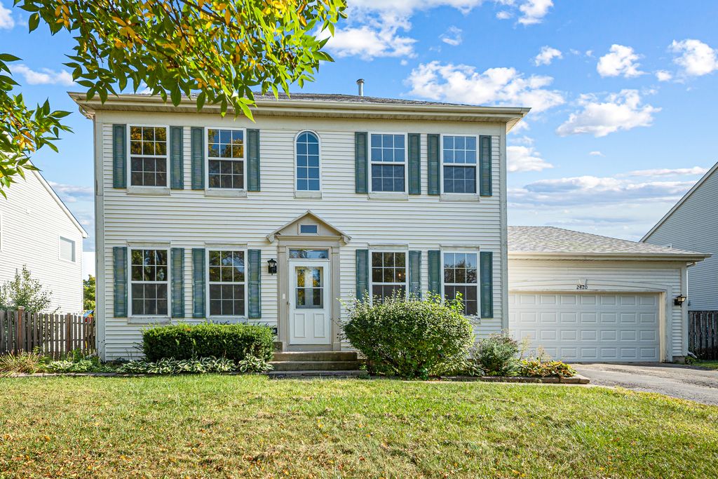 Photo for 2420 Barnhart Street, West Chicago, IL 60185 (MLS # 12483608)