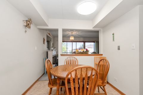 Tiny photo for 4920 134th Court #206, Crestwood, IL 60418 (MLS # 12493954)