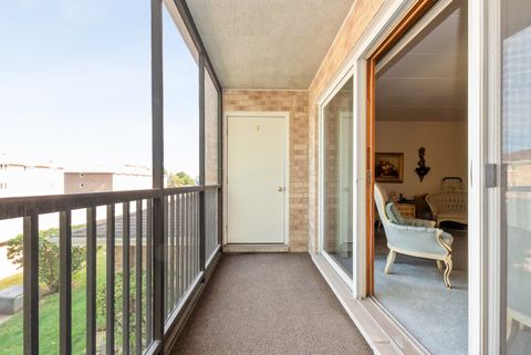 Tiny photo for 4920 134th Court #206, Crestwood, IL 60418 (MLS # 12493954)