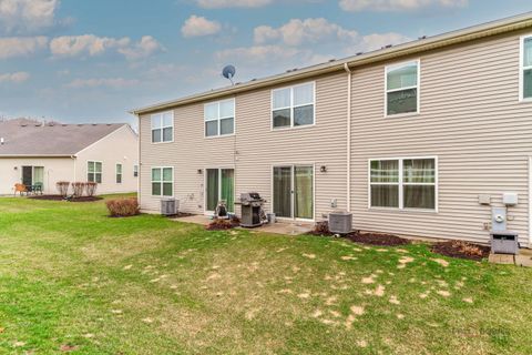 Tiny photo for 7058 Hidden Green Circle, Fox Lake, IL 60020 (MLS # 12629278)