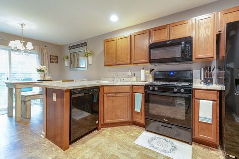 Tiny photo for 7058 Hidden Green Circle, Fox Lake, IL 60020 (MLS # 12629278)