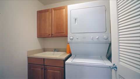 Tiny photo for 1 Itasca Place #408, Itasca, IL 60143 (MLS # 12439345)