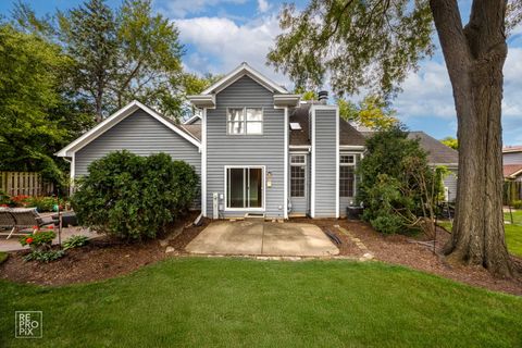 Tiny photo for 536 W EVERGREEN Street, Wheaton, IL 60187 (MLS # 12588051)