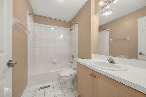 Tiny photo for 536 W EVERGREEN Street, Wheaton, IL 60187 (MLS # 12588051)