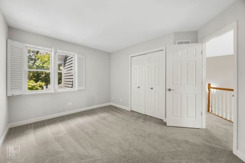 Tiny photo for 536 W EVERGREEN Street, Wheaton, IL 60187 (MLS # 12588051)