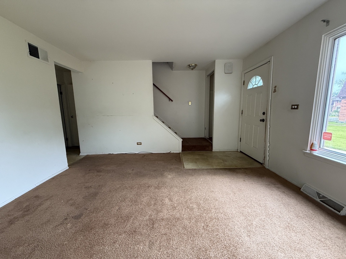 5013 Euclid Lane