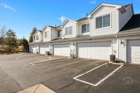 Tiny photo for 628 Lincoln Station Drive #628, Oswego, IL 60543 (MLS # 12591430)