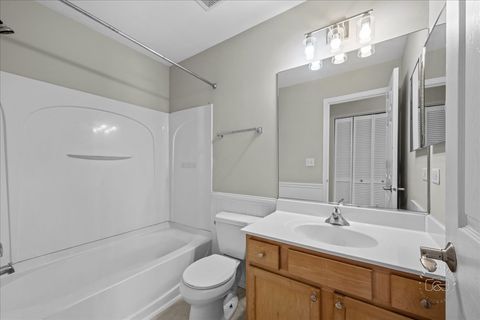 Tiny photo for 628 Lincoln Station Drive #628, Oswego, IL 60543 (MLS # 12591430)