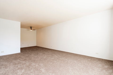 Tiny photo for 1375 Rebecca Drive #218, Hoffman Estates, IL 60169 (MLS # 12744509)