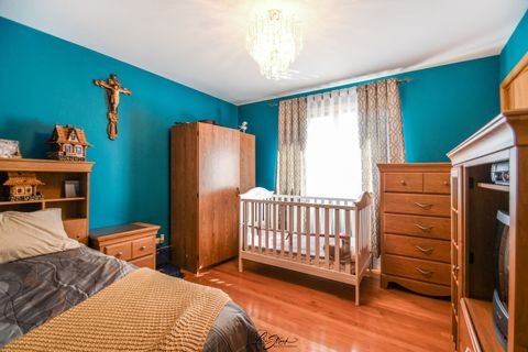 Tiny photo for 7810 S Lockwood Avenue, Burbank, IL 60459 (MLS # 12473874)