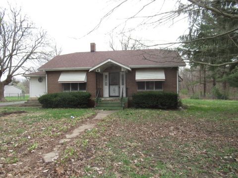 Photo of 11 Dequimpal Street, Westville, IL 61883 (MLS # 12608870)