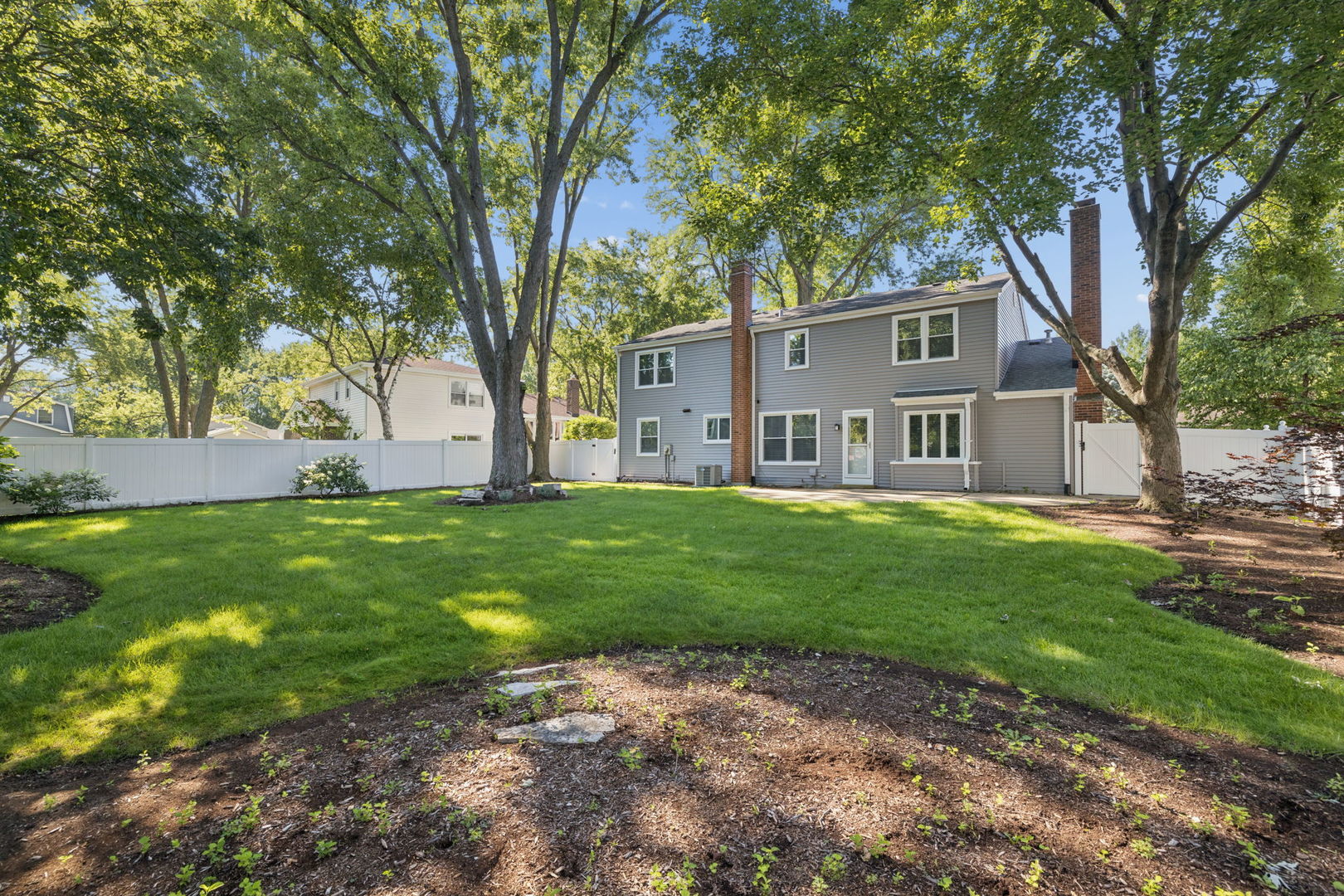 1249 STONEGATE Road
