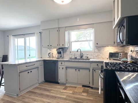 Tiny photo for 3150 River Road, Kankakee, IL 60901 (MLS # 12431053)