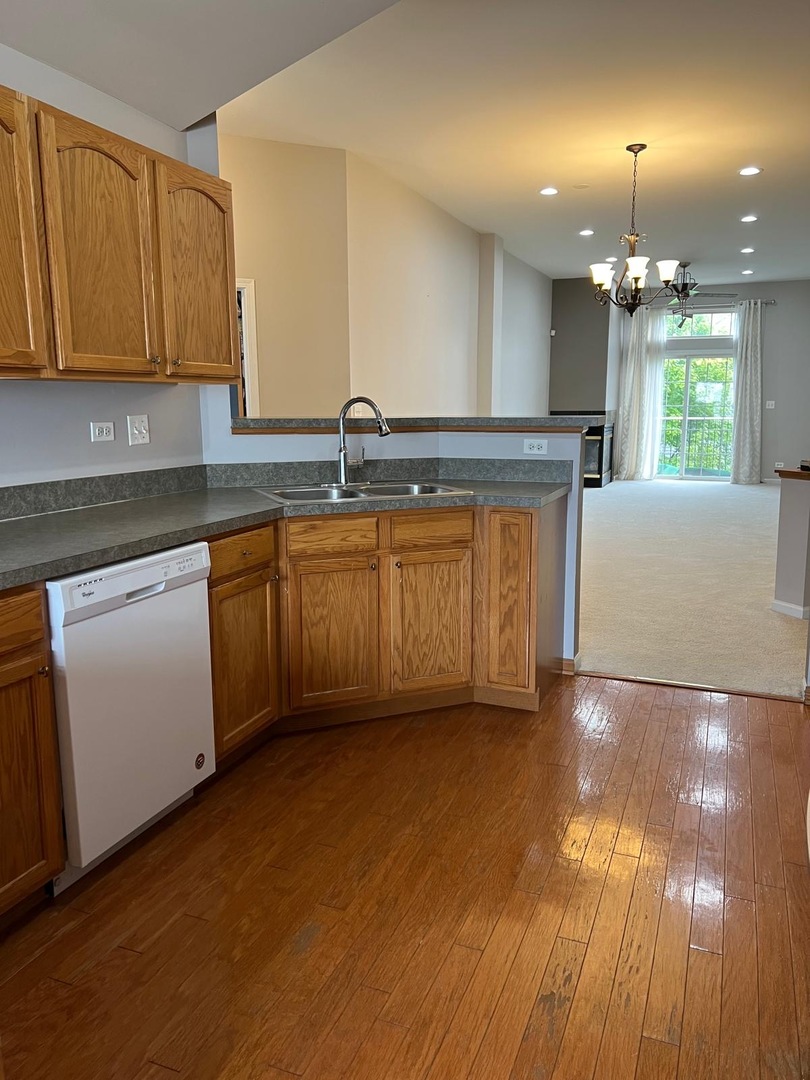 2210 Scott Lane