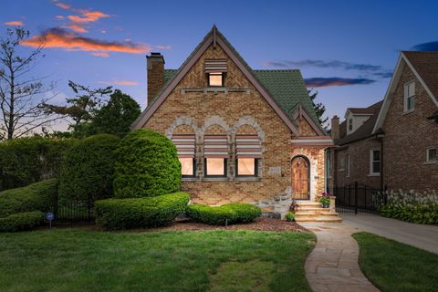 Tiny photo for 6235 N Newcastle Avenue, Chicago, IL 60631 (MLS # 12458634)