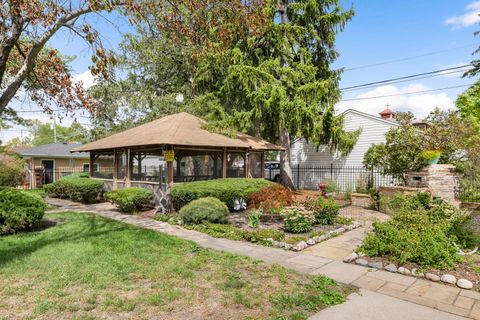 Tiny photo for 6235 N Newcastle Avenue, Chicago, IL 60631 (MLS # 12458634)