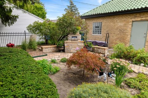Tiny photo for 6235 N Newcastle Avenue, Chicago, IL 60631 (MLS # 12458634)