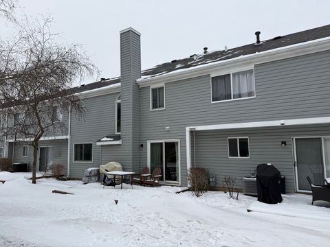 Tiny photo for 1875 Independence Court, Gurnee, IL 60031 (MLS # 12554269)