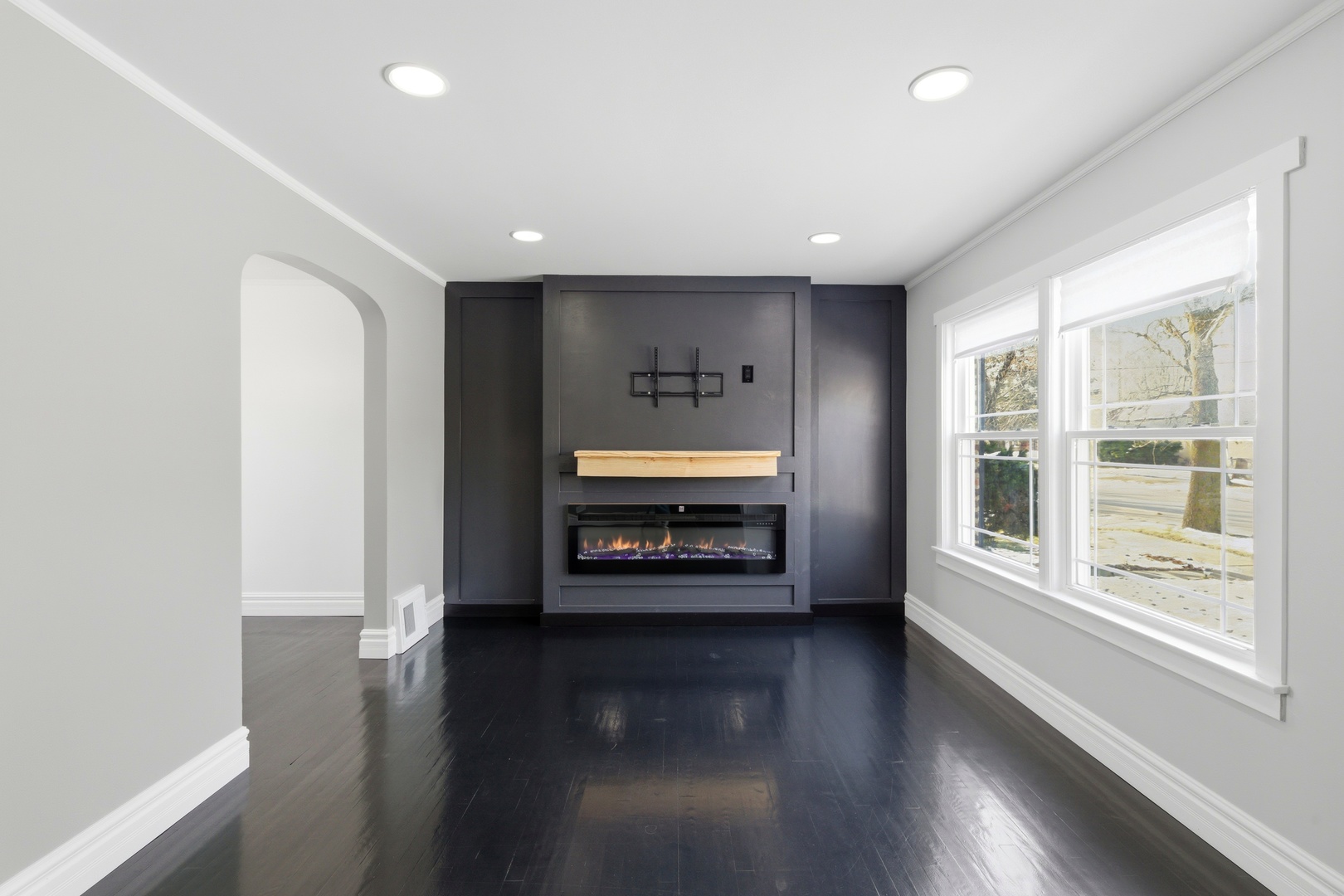 14525 S Michigan Avenue